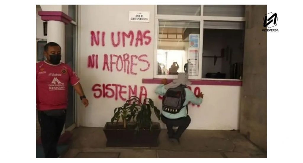 Organizaciones como la CNTE han movilizado desde mayo de 2025, exigiendo la eliminación de la UMA en el sistema del ISSSTE para pensionados y jubilados. (Viceversa.News)