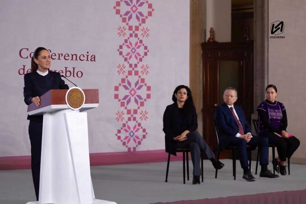 Soberanía bajo presión: México entre la defensa nacional, el poder político y los límites de la democracia 2 Sheinbaum por soberanía vs injerencia. (Visual: viceversa.news)