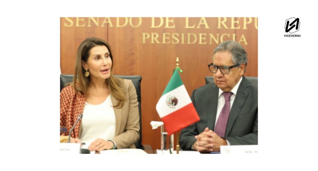 Marcha México-Palestina: de la solidaridad a la responsabilidad 5 Embajadora de Palestina en México con Higinio Martínez (Visual: Viceversa.News)