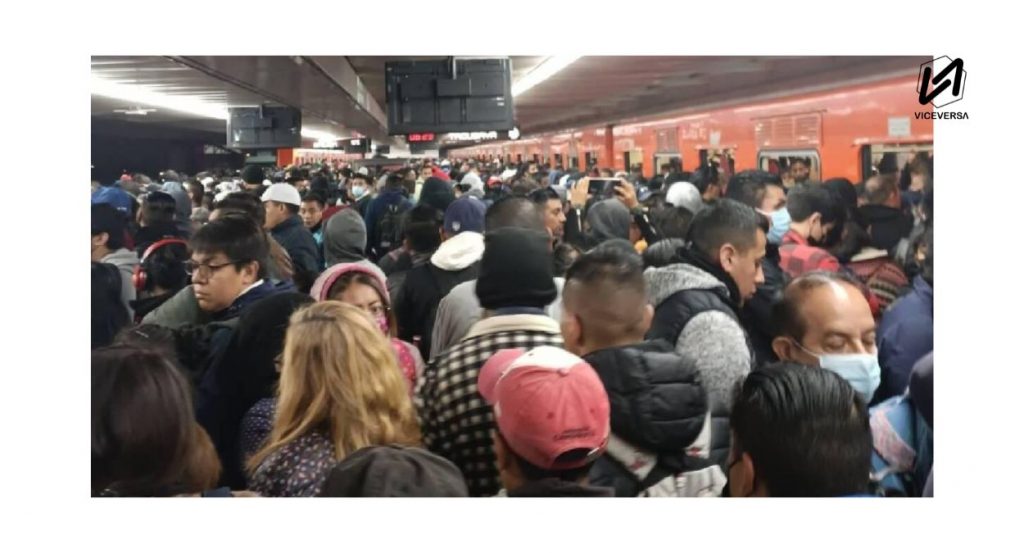Movilidad de Hidalgo, Ecatepec y Tecámac se complica en Autopista México-Pachuca, Metrobús y Metro 2 Las afectaciones para las y los trabajadores que viajan de Pachuca, Ecatepec y Tecámac se complica con problemas en el Metro o Metrobús (Visual: RR.SS. - ViceversaNews)