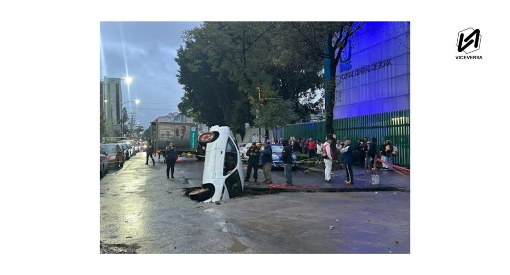 Socavón afuera del IMSS Tlatelolco, no era socavón (Visual: RRSS - Viceversa.News)